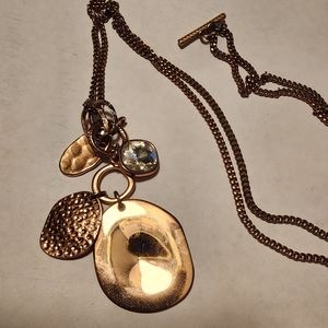 Premier Designs rose gold necklace